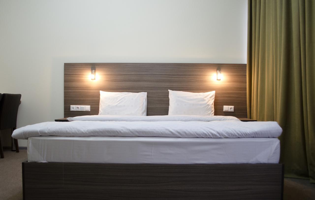 Hotel M9 Tbiliszi Kültér fotó