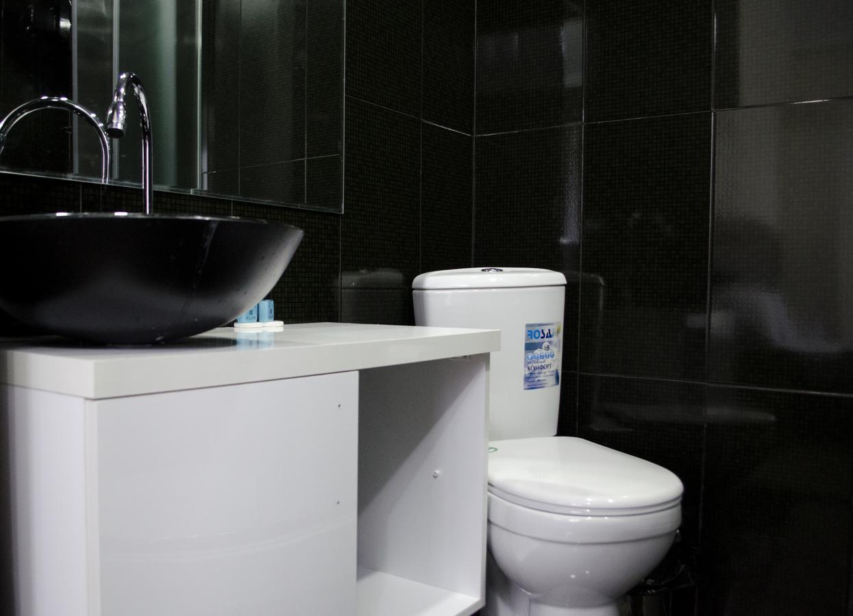 Hotel M9 Tbiliszi Kültér fotó