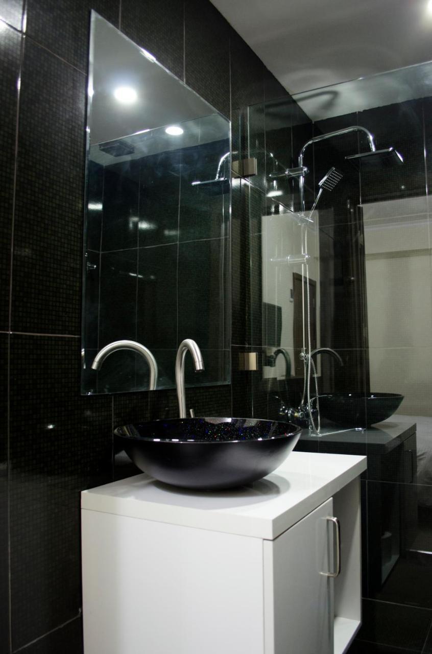 Hotel M9 Tbiliszi Kültér fotó